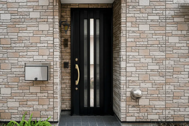 when do you need security doors with screens
