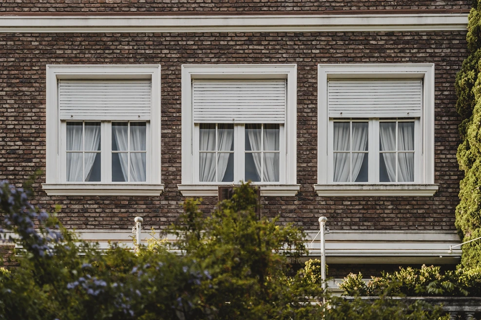 Can Roller Shutters Help Reduce Heat Loss and Keep Your Home Cooler